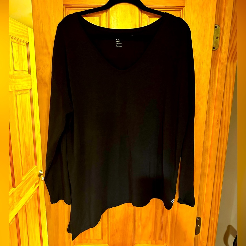 Gap Fit Breathe Long Sleeve Shirt